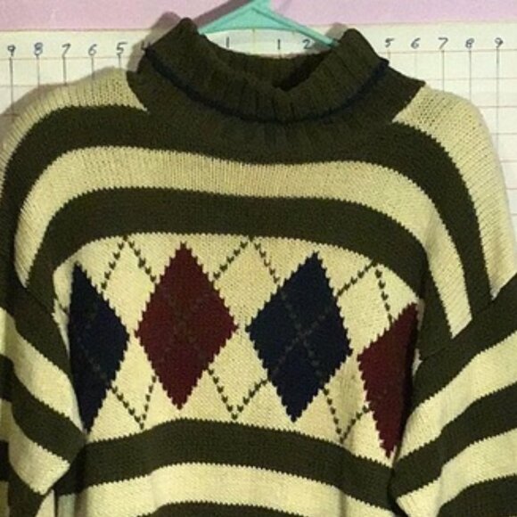 LIZ SPORT woman’s sweater,  M.  petite,  green stripes ... - Picture 2 of 8